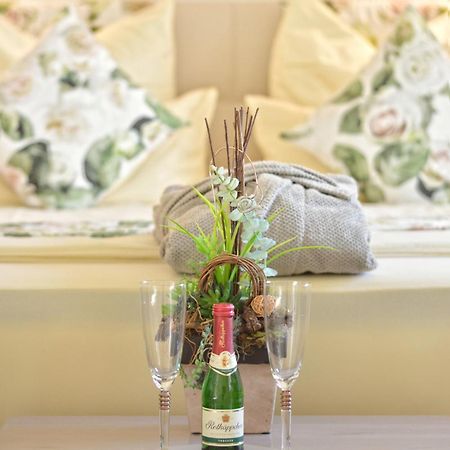 Romantic Greenhouse Зике Экстерьер фото